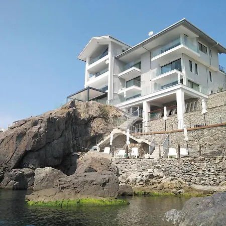 Sea Dream Above The Sea Apartment *